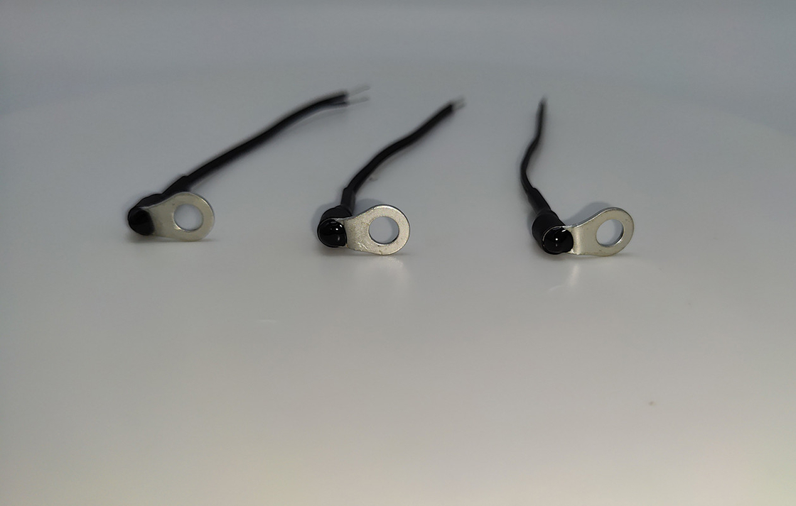 Surface Mount PT1000 Sensor Right Angle Type Ring Lug
